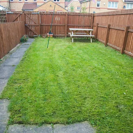 Sleeps Up To 6, Parking, Wifi, Netflix, Near City Leeds (West Yorkshire)